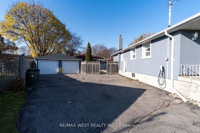 10 Pastrano Crt, Toronto - Cliffcrest image-0-3