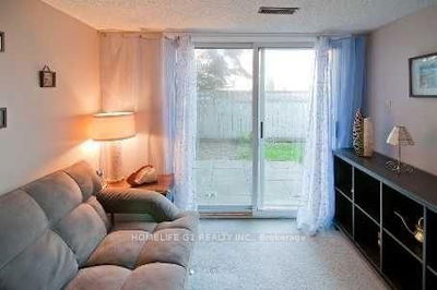 3500 Brimley Road TH 7, Toronto - Milliken image-0-1