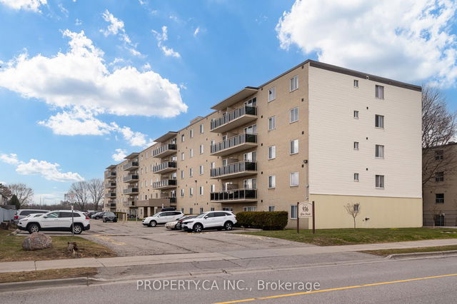 312 - 936 Glen Street