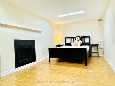 Unit Bsmt — 125 Wintermute Blvd, Toronto - Steeles image-0-1