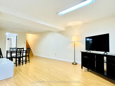 Unit Bsmt — 125 Wintermute Blvd, Toronto - Steeles image-0-2