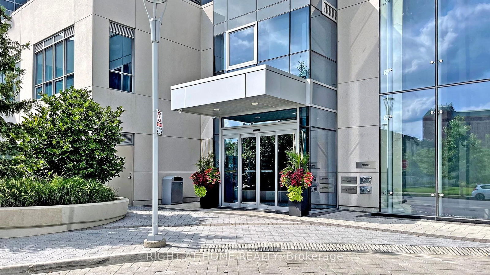 Condo for sale at 2503-255 Village Green Square, Toronto, Agincourt South-Malvern West, M1S 0L3 - MLS: E12175413