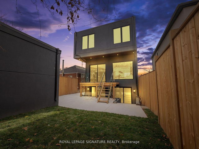 Upper - 376 O'Connor Drive