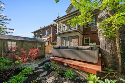 63 Benlamond Ave, Toronto - The Beaches image-0-2