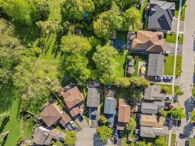 10 Sylvia Crt, Clarington - Newcastle image-0-2
