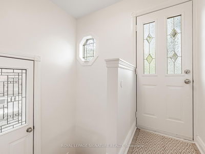 261 Warden Ave, Toronto - Birchcliffe-Cliffside image-0-2