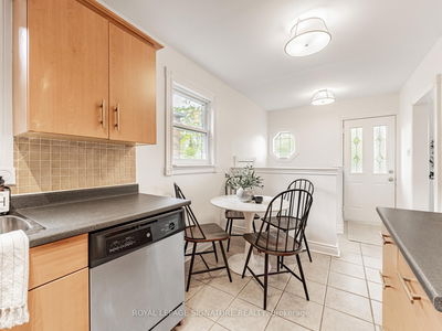 261 Warden Ave, Toronto - Birchcliffe-Cliffside image-0-4