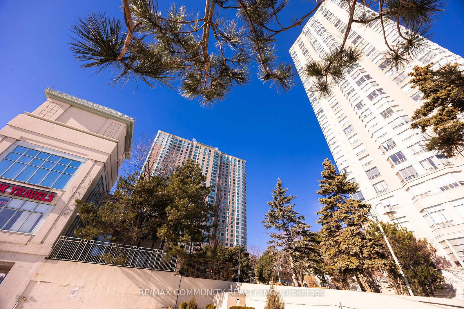 Condo for sale at 1133-68 Corporate Drive, Toronto, Woburn, M1H 3H3 - MLS: E12176387