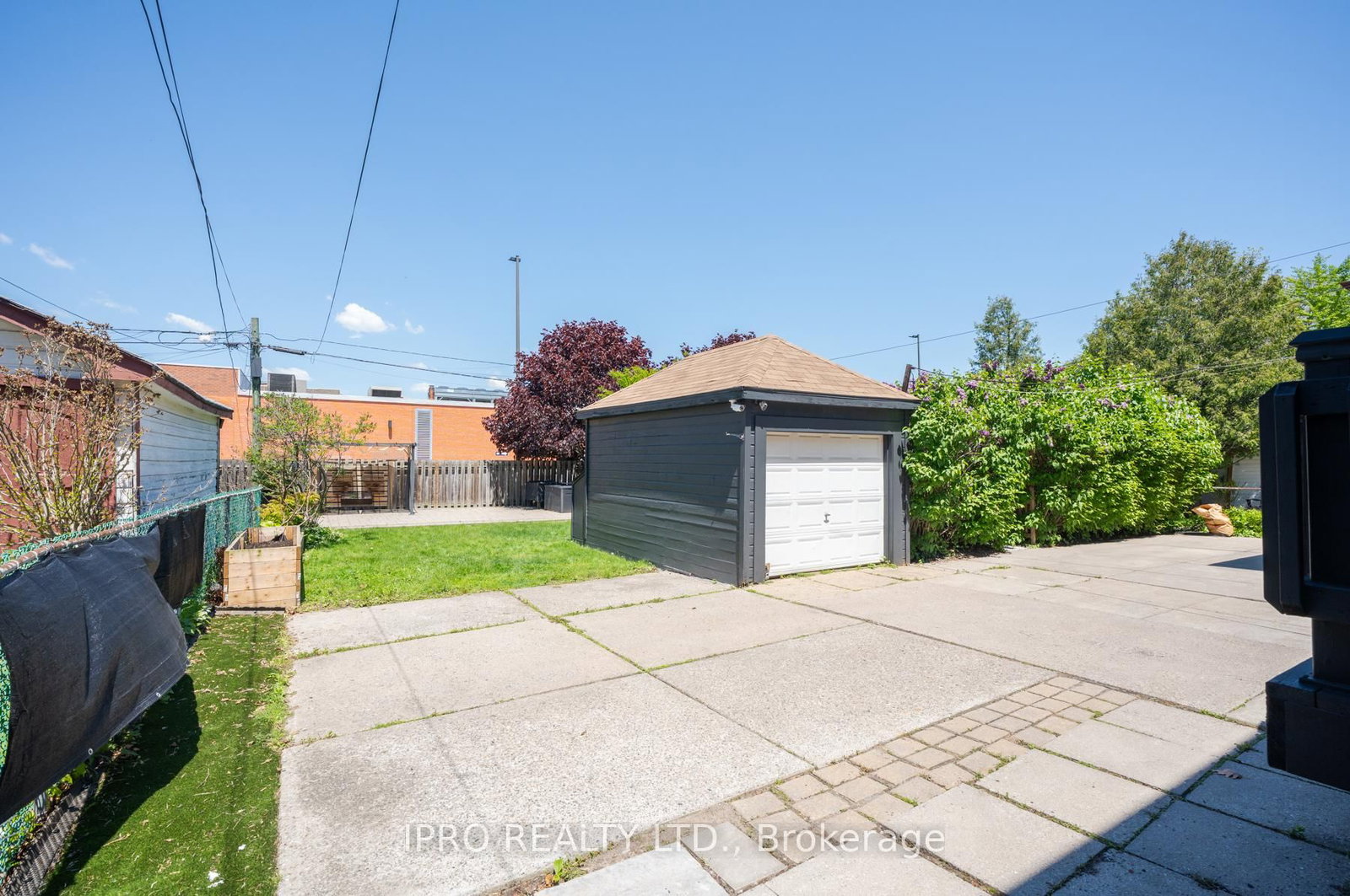 Listing Image 44