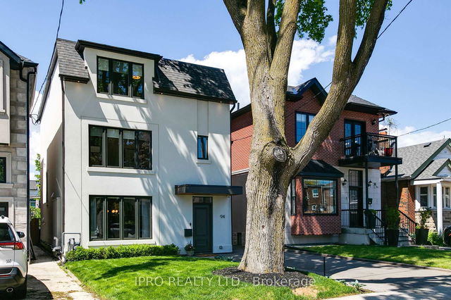94 Kings Park Boulevard
