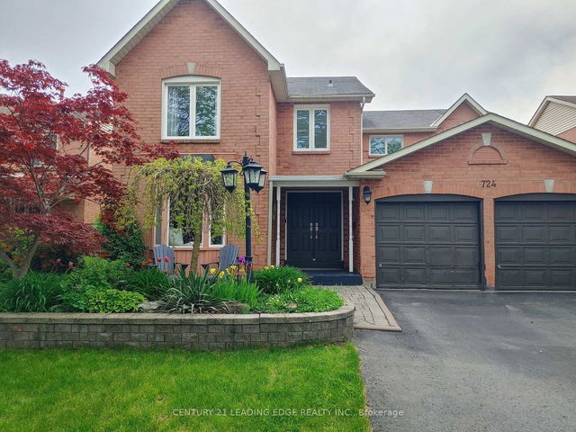 724 Barnes Crescent