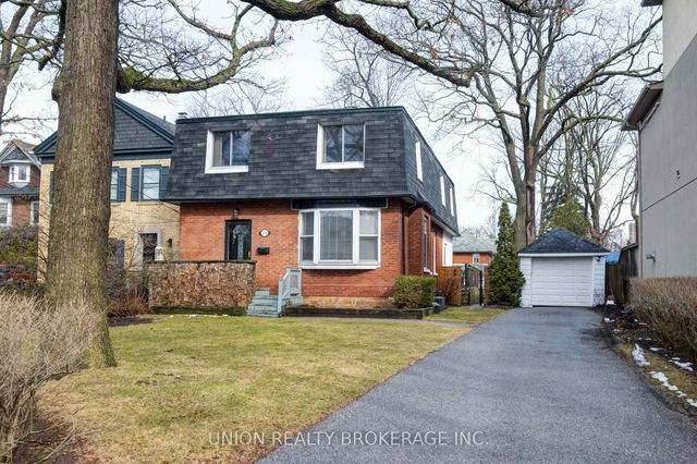 24 Benlamond Avenue