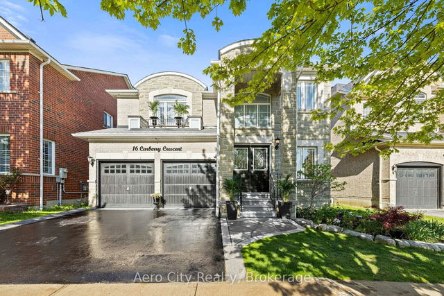 16 Carberry Crescent
