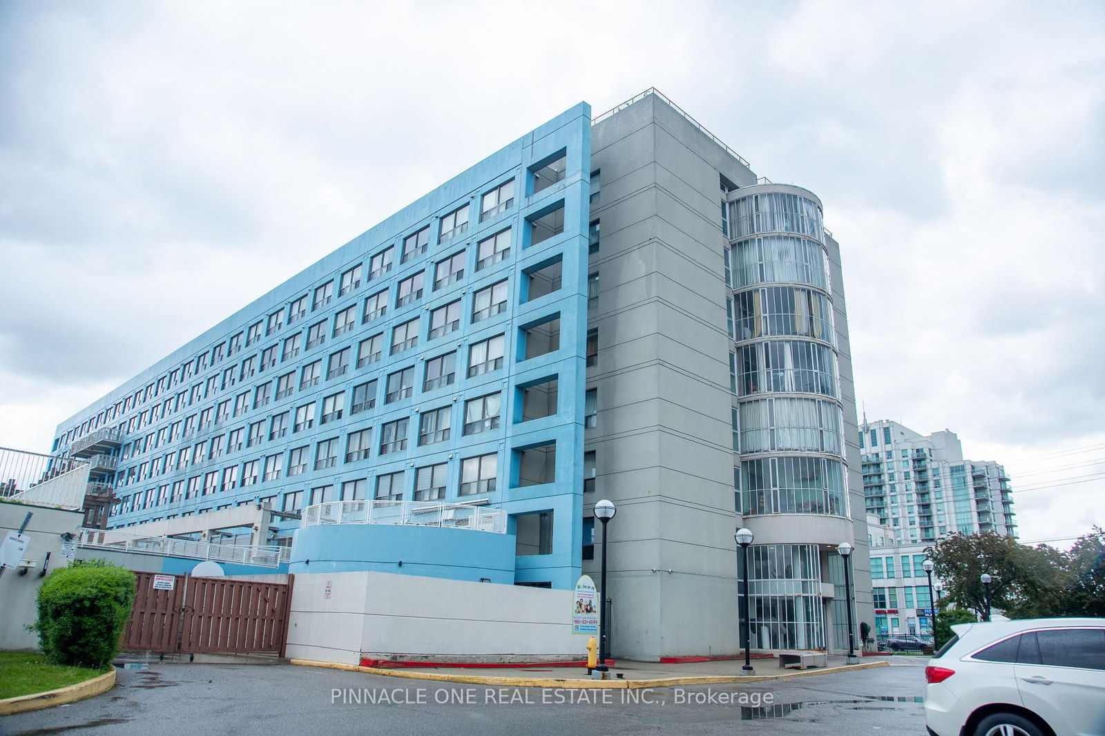 Condo for sale at 517-39 Kimbercroft Court, Toronto, Agincourt South-Malvern West, M1S 5B5 - MLS: E12177112