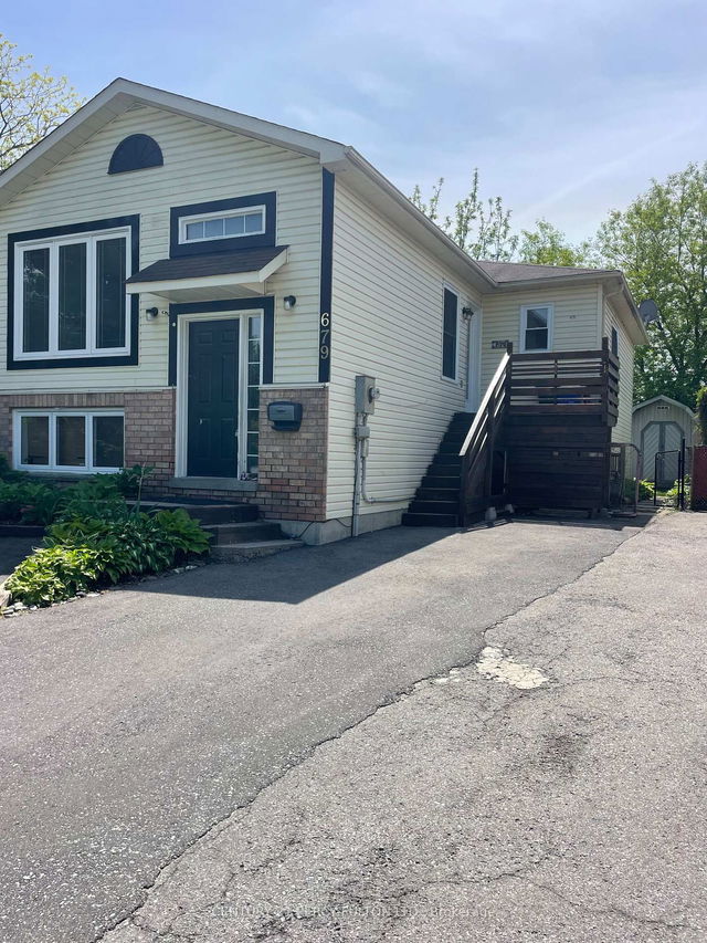 Main - 679 Frobisher Court