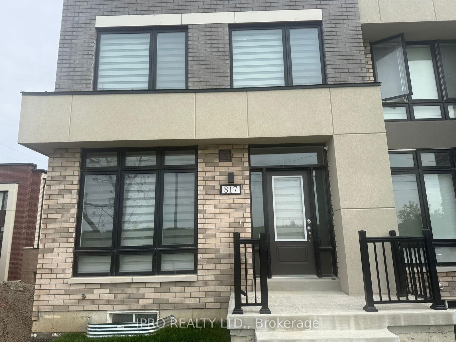 Townhouse for lease at 20-817 Conlin Road, Oshawa, Samac, L1H 7K5 - MLS: E12177298