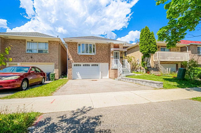 120 Granada Crescent