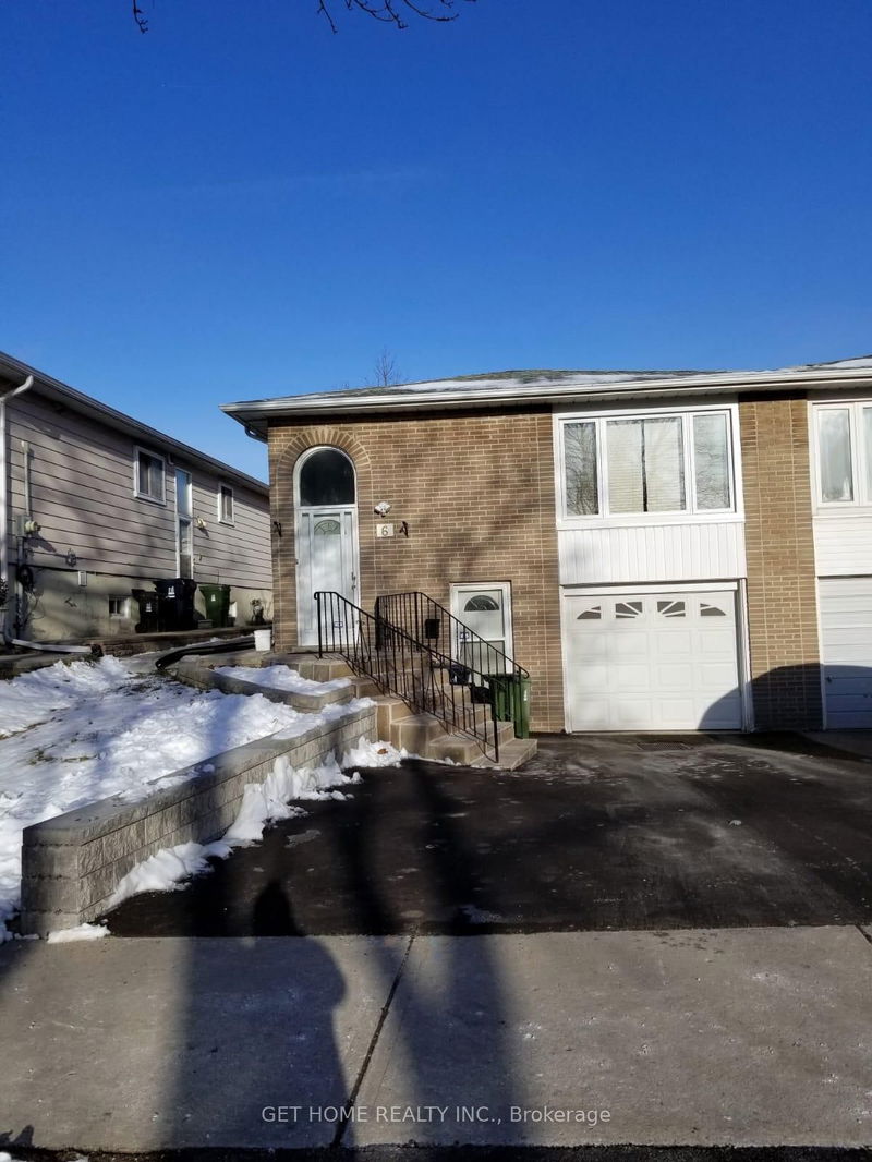 home for lease on Main-6 Pettibone Square