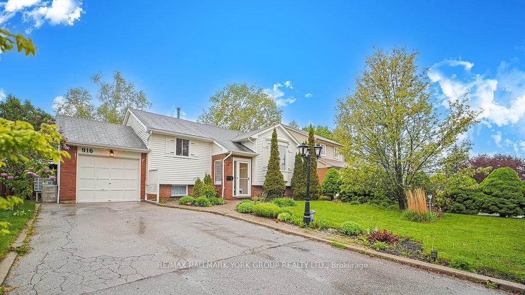 Property at 916 Finley