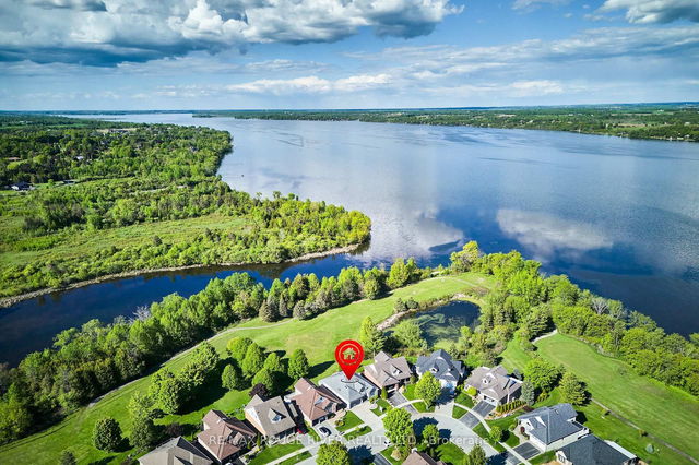 247 Waterbury Crescent