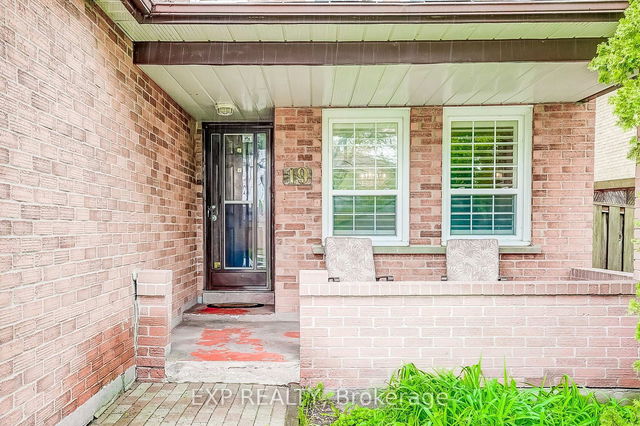 19 Blackburn Crescent