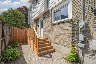 193 Taunton Rd, Oshawa - Centennial image-0-1