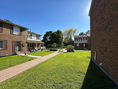 Unit 6 — 270 TIMBERBANK Blvd, Toronto - L'Amoreaux image-0-3