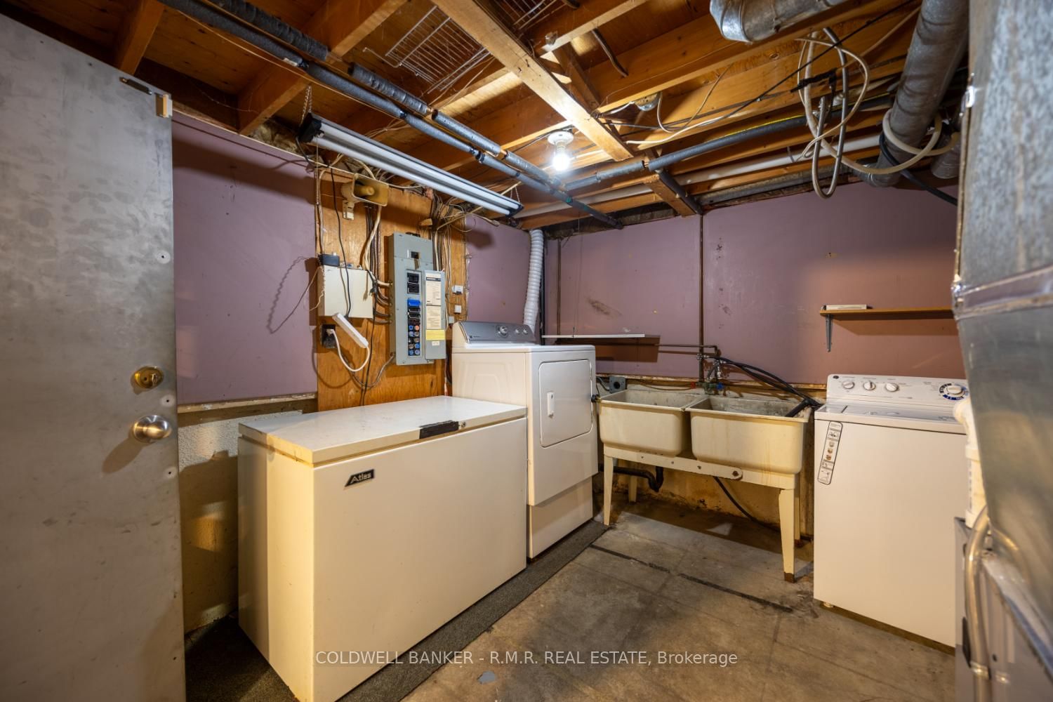 Listing Image 18