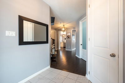 51 Henry Smith Ave, Clarington - Bowmanville image-0-4