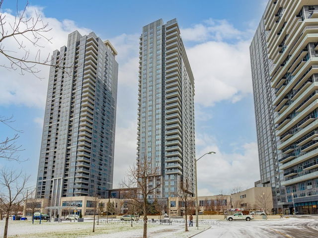 811 - 255 Village Green Square