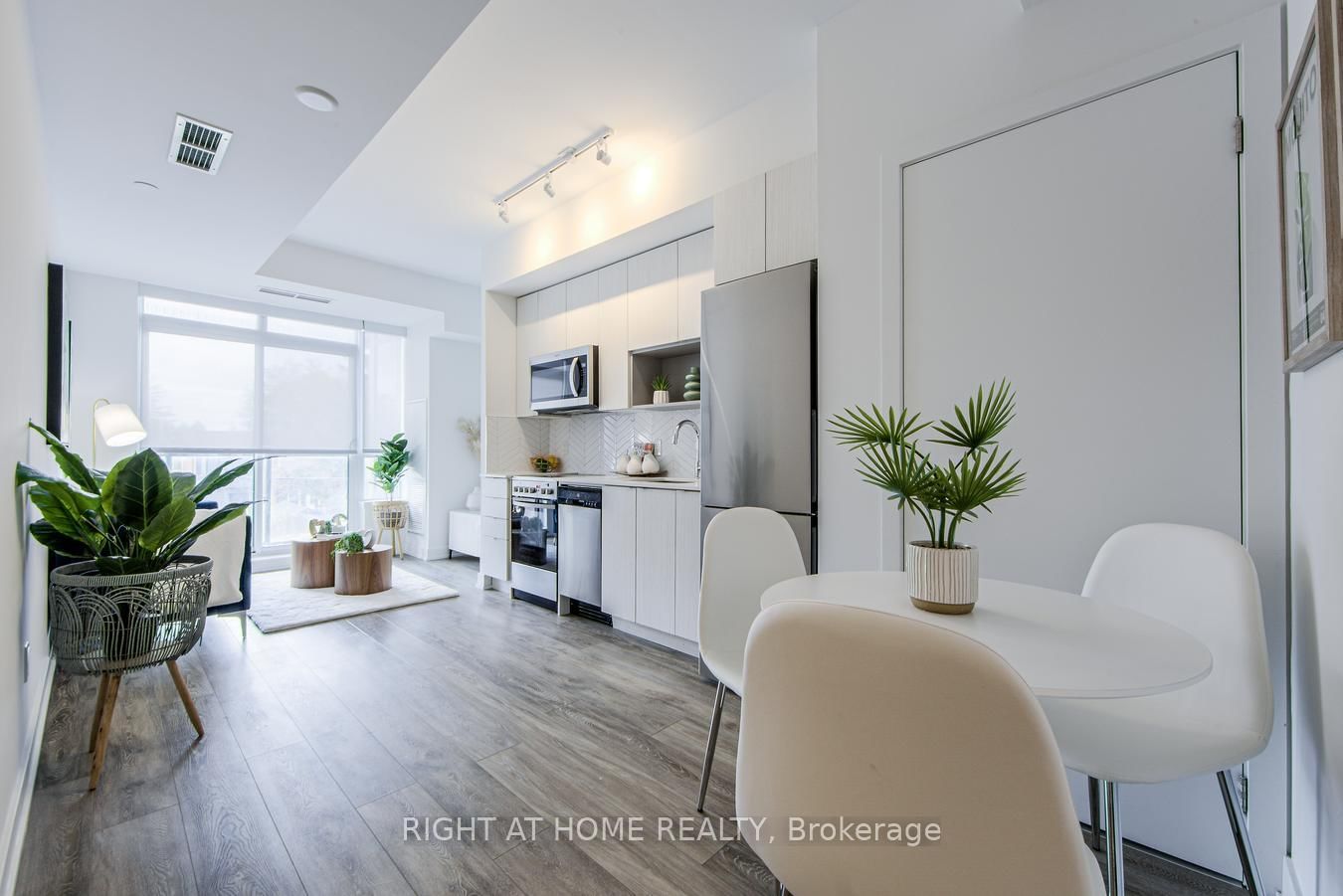 Condo for sale at 204-630 Greenwood Avenue, Toronto, Greenwood-Coxwell, M4J 0A8 - MLS: E12180007