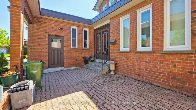 30 Purcell Square