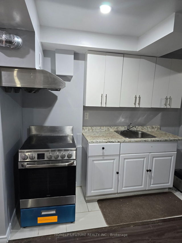 Bsmt - 212 Bonspiel Drive