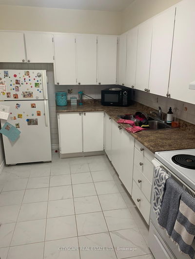 Unit 706 — 2550 Pharmacy Ave, Toronto - L'Amoreaux image-0-4