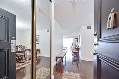 Unit 604 — 275 Bamburgh Circ, Toronto - Steeles image-0-4