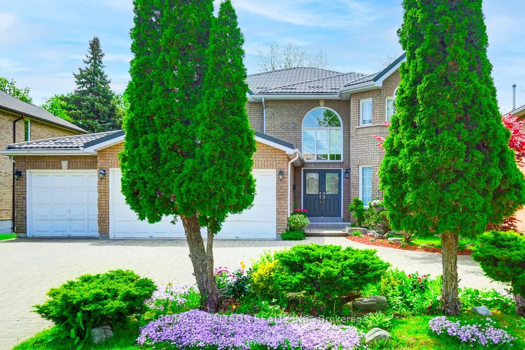 Detached House for sale at 23 White Avenue, Toronto, Highland Creek, M1C 1P1 - MLS: E12180523