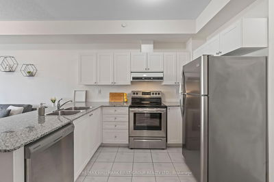 Unit 201 — 70 Shipway Ave, Clarington - Newcastle image-0-3