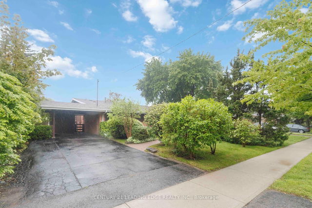 29 LESTERWOOD Crescent