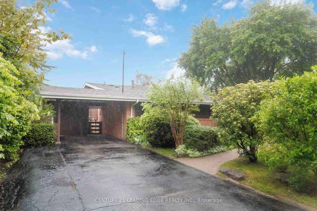 29 LESTERWOOD Crescent