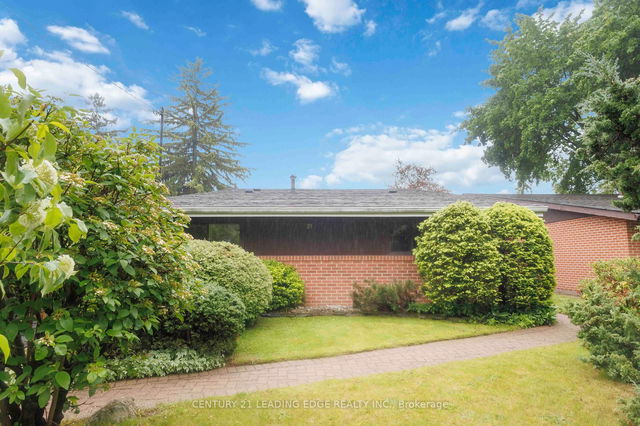 29 LESTERWOOD Crescent