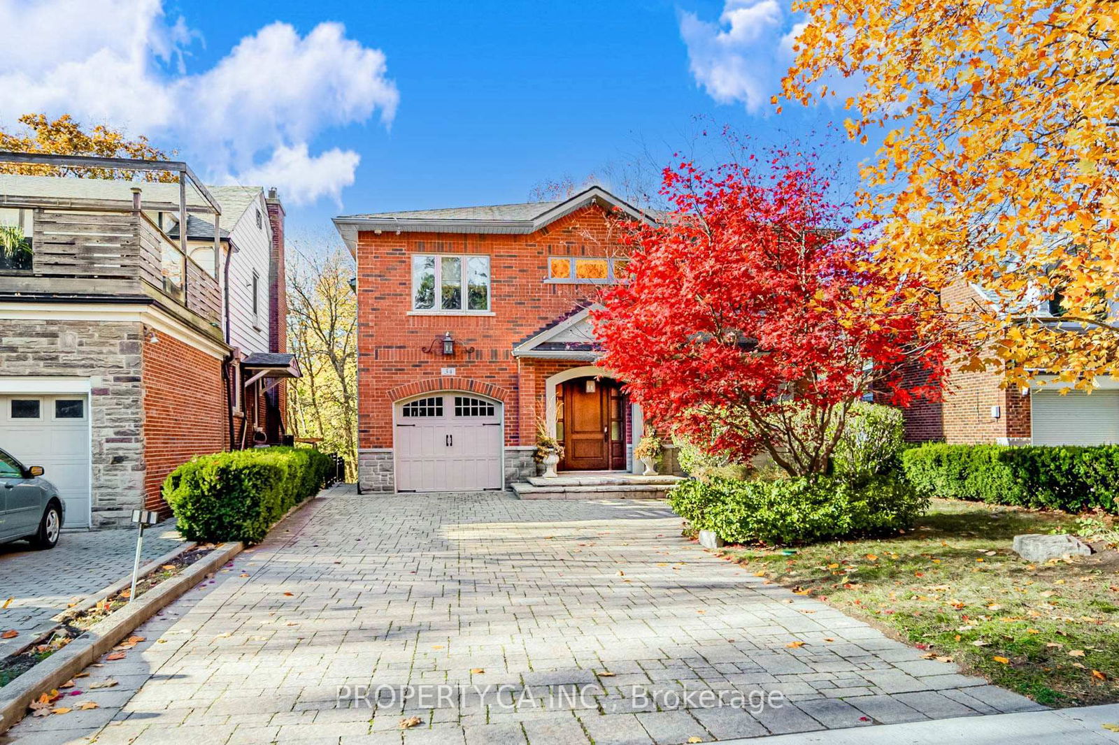 Detached House for sale at 34 Hillside Drive, Toronto, Broadview North, M4K 2M2 - MLS: E12180929
