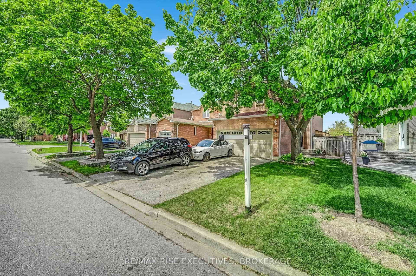 Property at 8 Card