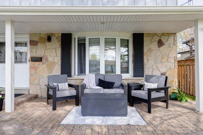 799 Oliva St, Pickering - West Shore image-0-2