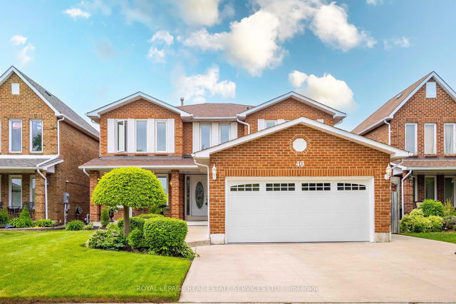 40 Canmore Boulevard