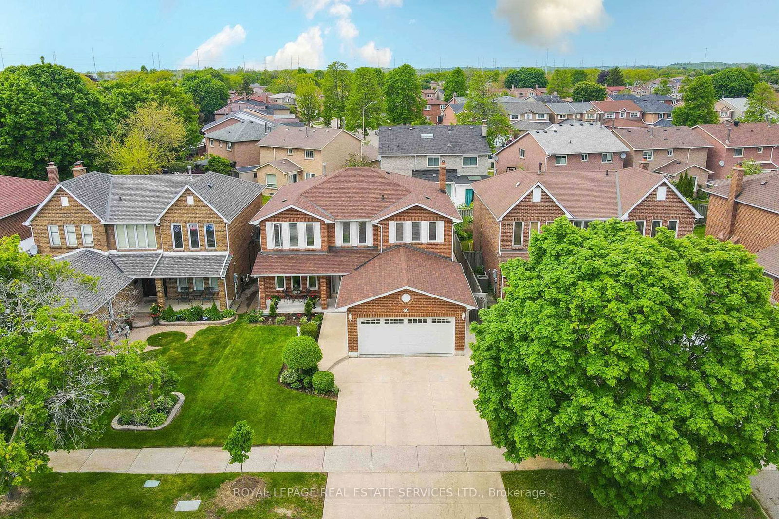 Detached House for sale at 40 Canmore Boulevard, Toronto, Highland Creek, M1C 3W2 - MLS: E12181416