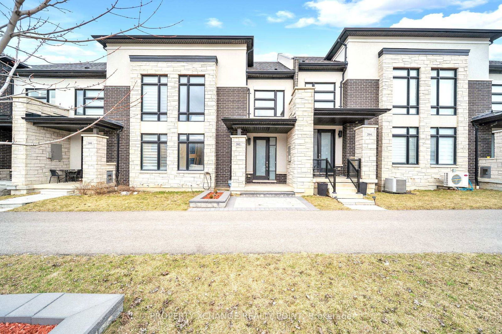 Property at 202 Coronation
