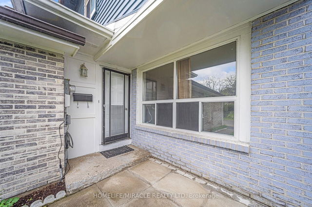 35 Horseley Hill Drive
