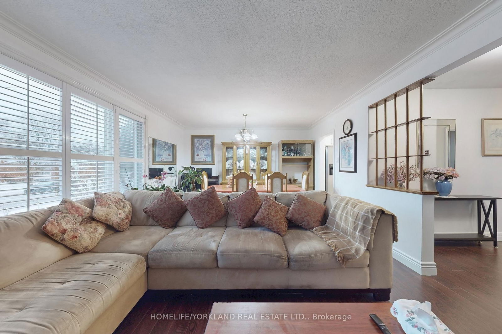 Detached House for sale at 30 Merrian Road, Toronto, Kennedy Park, M1K 3M7 - MLS: E12181782