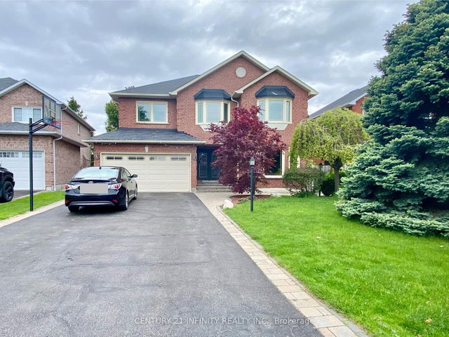 12 Headlands Crescent