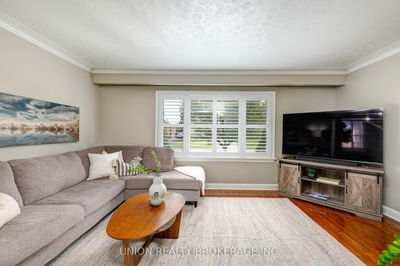 100 Lilian Dr, Toronto - Wexford-Maryvale image-0-3